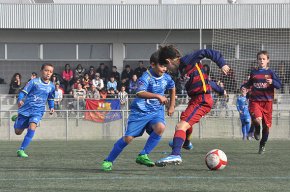 Prop de 730 jugadors participen al Torneig Germans Oriol Vila de Cambrils 2015 de futbol 7