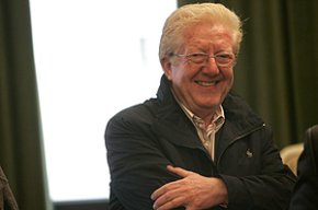 El Centre Cultural de l'Hospitalet de l'Infant acollirà, avui, la presentació del llibre "A vueltas con la solidaridad y la esperanza" de Manuel Zaguirre
