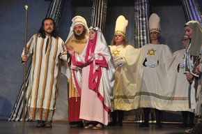 La Teca enceta la commemoració del seu cinquantenari amb els seus particulars Pastorets