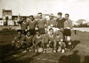 Lequip del Frente de Juventudes [1944]