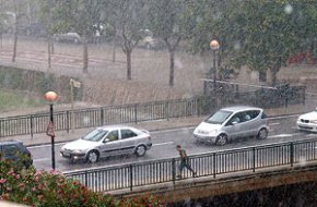 Cambrils viu uns intensos temporals de pluja i pedra després de gairebé 6 mesos sense ploure