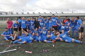El FC Cambrils aconsegueix el campionat de lliga i l'ascens a la Primera Catalana
