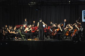 Joves músics de Cambrils i El Morell versionen la música del "Senyor dels Anells"