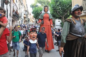 Tota l'Endenga participa a la primera Trobada Gegantera de Riudecols