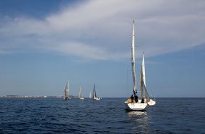 Dues embarcacions del Club Nàutic Cambrils guanyen la 8a regata de creuers Vent de Dalt