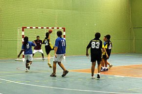 El Club Handbol Cambrils ha celebrat aquest dissabte el V Memorial Vicens Andreu