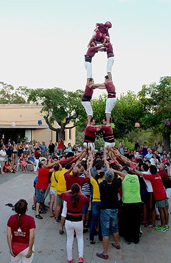 Els Xiquets de Cambrils tornen a descarregar el 2 de 6 i recuperen la confiança 