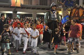 La ballada dels elements tradicionals clou els actes de la Diada de Festa Major
