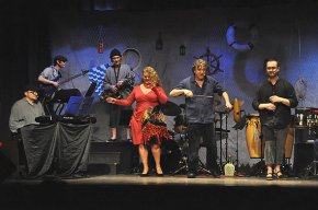 Es posen a la venda les entrades per al musical cambrilenc "Naltros som així" al Teatre Bartrina de Reus