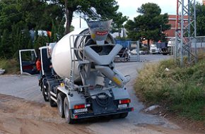 FA 10 ANYS: El pàrquing de camions de Nou Cambrils es trasllada per deixar pas a les obres del tanatori municipal