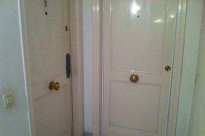 S'enregistren diferents robatoris a l'Eixample, la Llosa i el Molí d'Avall forçant la porta dels habitatges