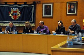 Els regidors Montse Masdeu i Alfredo Clúa formalitzen la seva renúncia