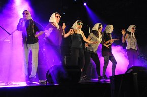 Vivèrrids i Roba Estesa, un concert de la Fira amb accent cambrilenc