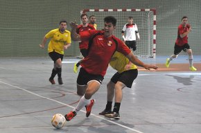 Ajustada derrota del CFS Laguna a la pista del Balaguer en el partit d'anada del play off d'ascens