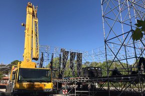 Comencen els treballs de muntatge de l'escenari del Festival Internacional de Música