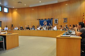 L'equip de govern es queda sol en la defensa del projecte iCambrils