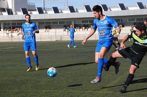 Golejada del Cambrils Unió al camp de l'Hospitalet de l'Infant per 1 a 6 i lideratge