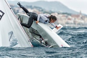 Tretze regatistes del Club Nàutic Cambrils competeixen la setmana Catalana de Vela
