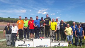 L'equip Tots Som Cambrils, subcampió del campionat de Catalunya de fossat olímpic per equips 