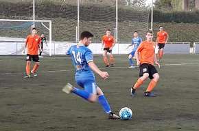 El Cambrils Unió suma tres punts més després d'una ajustada victòria contra La Cava