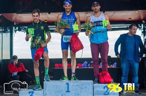 Òscar Martínez assoleix la primera posició sub23 i la tercera absoluta a la Triatló olímpica de Palafrugell 