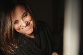L'artista local Marissa Calbet presenta la seva obra "Miratges de la memòria" a la Blue Frame Gallery de Barcelona