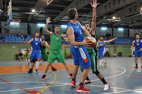 Victòria del CB Cambrils a la pista del CB Montblanc