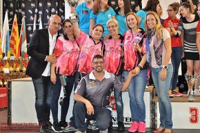 Tercer títol consecutiu per a la cambrilenca Iolanda Riba al campionat estatal de dards electrònics per equips