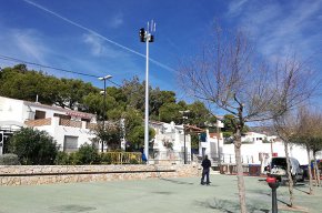 Sinstal·la un sistema davís a la població davant dun risc nuclear a lAlmadrava