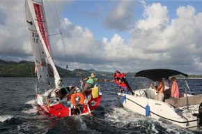 Els regatistes del Club Nàutic, Guillermo Cañardo i Marc Miró, finishers de la Mini Transat La Boulangère