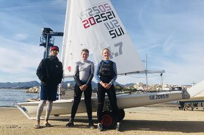 L'equip de regates de Ginebra i el del CN Cambrils entrenen conjuntament abans del Campionat d'Espanya de Làser 4.7