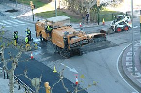 S'inicien les obres d'asfaltatge del primer tram del passeig de La Salle 