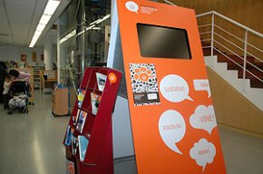 La Biblioteca Municipal acull l'exposició interactiva "Un viatge ple de veus" per conèixer altres cultures