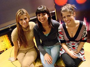 TV Cambrils posa en marxa un informatiu multilingüe 