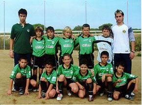 Excel·lent temporada de l'equip benjamí de l'Escola de Futbol Veterans que ha quedat campió de lliga