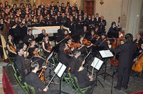 L'Ermita de la Mare de Déu del Camí s'omple per presenciar el concert  Rèquiem de Gabriel Fauré