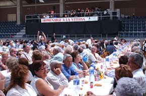 Unes 1.200 persones s'apleguen a la festa de l'Homenatge a la Vellesa en el seu 50è aniversari