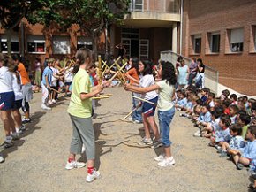 El CEIP Marinada participa en un projecte d'intercanvi cultural i tradicional amb altres escoles europees
