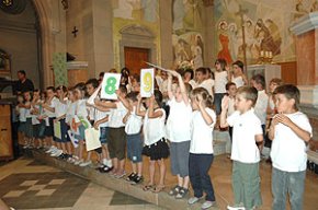 Els cors de l'Escola de Música de Cambrils ofereixen un concert a l'església de Santa Maria