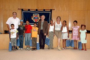 Arriben els 8 nens sahrauís que passaran l'estiu amb famílies cambrilenques