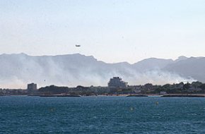 ÚLTIMA HORA: Un incendi a Mont-roig del Camp provoca el desallotjament d'un miler de persones 