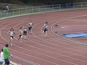 Dos atletes del Club Atletisme Cambrils prenen part al IX Memorial Lluís Uribe