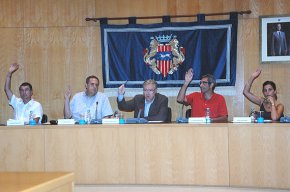 Se celebra el primer ple municipal del mandat amb l'aprovació de 9 punts de tràmit