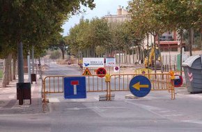 Les obres de remodelació de l'avinguda d'Adelaida en el seu darrer tram milloraran la urbanització i serveis en aquesta zona