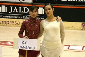 Les patinadores cambrilenques Núria Plana i Marta Sorribas participen en la Copa de la Tardor de patinatge artístic