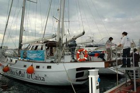 El veler "Íbero" s'instal·la al port de Cambrils per informar i vetllar per la conservació dels ecosistemes marins