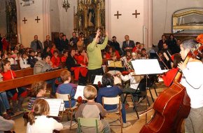 Els petits de l'Escola de Música van oferir un concert en motiu de la celebració de Santa Cecília