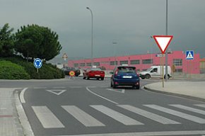 L'Associació de Veïns Els Ametllers acorda amb l'Ajuntament un projecte de mobilitat i seguretat viària al barri 