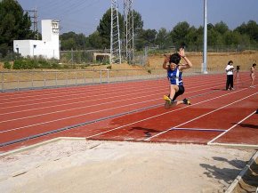 Les atletes cambrilenques baten dos nous rècords de Cambrils en la segona jornada de controls en les categories cadet i juvenil 