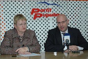 Carme Cros és presentada com a candidata del Partit Popular al Senat a les properes eleccions generals